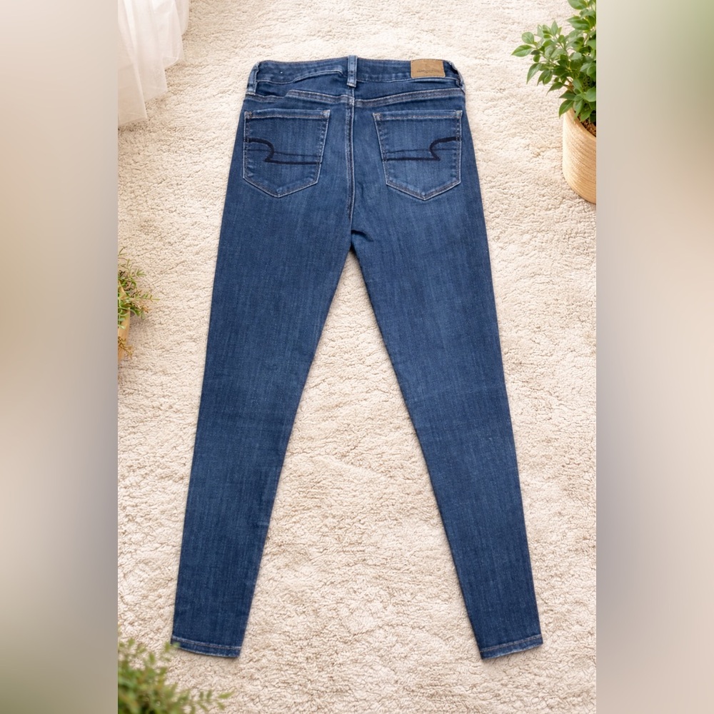 American Eagle Super Super Stretch Hi-Rise Jeans Size 2 Short - Picture 2 of 9
